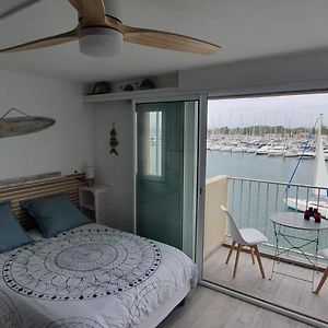 Appartement Avec Balcon, Vue Mer, Piscine, Parking