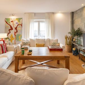 Appartement à 3 Chambres à Coucher