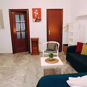 Estudios Santos