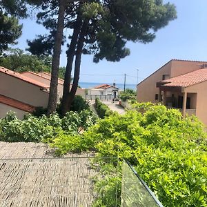 Villa à 3 Chambres à Coucher