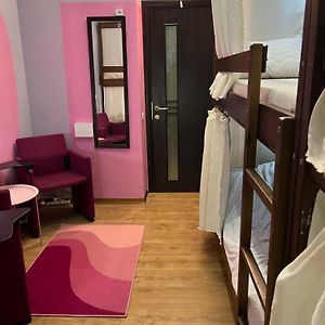 Dormitory Room Mixed