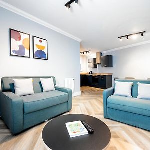 Appartement à 2 Chambres à Coucher