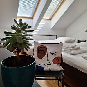 Atik Rooms