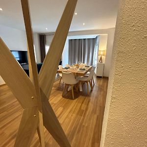 Appartement à 3 Chambres à Coucher