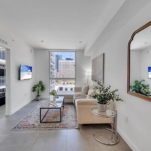 Amazing Unit In Downtown Miami With Free Parking