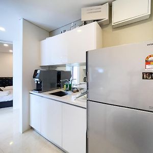 Appartement à 3 Chambres à Coucher