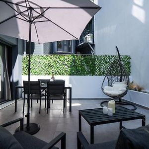 Appartement de Luxe à 2 Chambres à Coucher