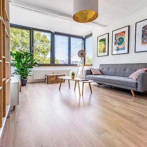 Appartement à 3 Chambres à Coucher