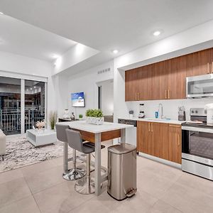 Modern Unit In The Heart Of Downtown Miami With Free Parking