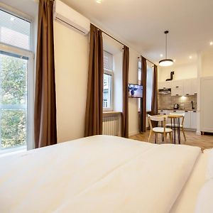 Idea Design Apart-Hotel Chykalenka