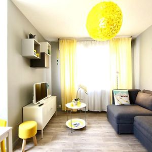 HomeBuddy' - Le cocon coloré - centre ville - 50m de la gare