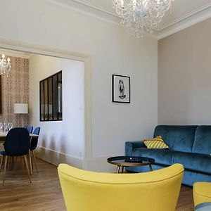 Appartement à 3 Chambres à Coucher