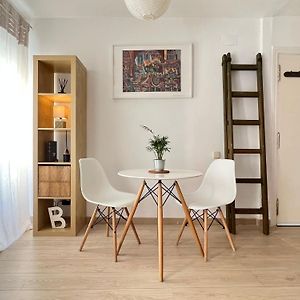 Lovely Studio Con Balconcitos