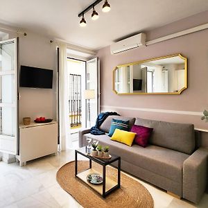 Lovely Center Apartments Seville - Balcony Lux Sol