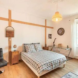 Appartement à 3 Chambres à Coucher