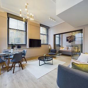 Luxury Stunning 2Bedroom City Centre