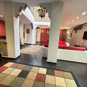 Villa à 3 Chambres à Coucher