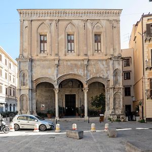 Porta Carbone Residence