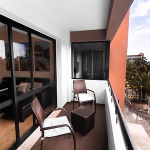 Appartement à 3 Chambres à Coucher