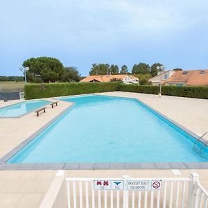 Holiday Home Les Charmilles-6