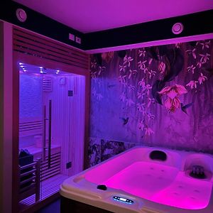 Chambre Lit Queen-Size