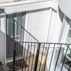 Paddington/Lancaster Gate Luxury Apartment By Hyde Park