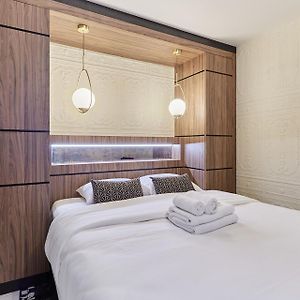 Studio de Luxe
