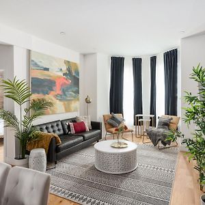 Appartement à 3 Chambres à Coucher