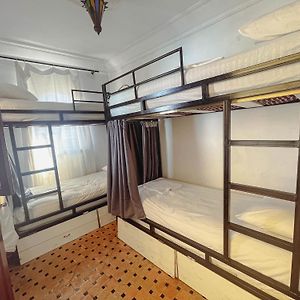 Dormitory Room Mixed