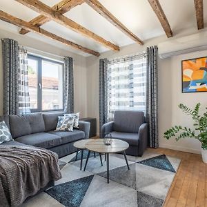 New Le Coin Bleu - Top Center