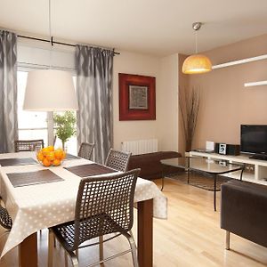 Appartement à 3 Chambres à Coucher