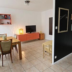 Appartement à 2 Chambres à Coucher