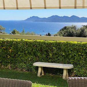 Le St Georges Californie, Appartement-Villa avec Grand Jardin et Vue Mer