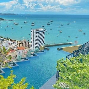 Edge Central Pattaya Seaview Residence With Infinity Pool
