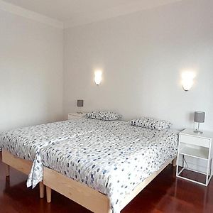 City Flat Near The Sea