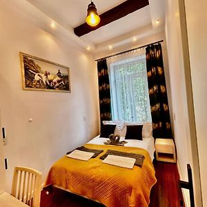 Appartement à 2 Chambres à Coucher