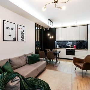 Appartement à 2 Chambres à Coucher