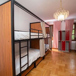Chambre Juste Pour Femmes Dortoir
