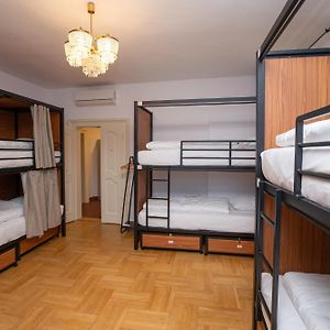 Chambre Juste Pour Femmes Dortoir