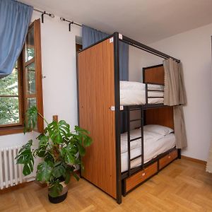 Chambre Juste Pour Femmes Dortoir