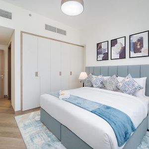 Vogue Al Wasl 1 Residence West 13Th Floor With Large Balcony For View Of Sheikh Zaid Road And One Za'Abeel Tower And Burj Khalifa, Walkable To Metro With Easy Access To Sheikh Zayed Road & Dubai World Trade Centre