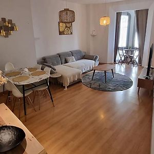 Appartement à 2 Chambres à Coucher