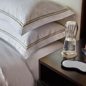 Chambre de Luxe Lit Queen-Size avec Accès aux Personnes Handicapées
