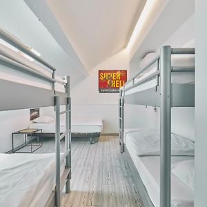 Chambre Juste Pour Femmes Dortoir
