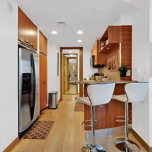 Brickell Bliss - Luxury Condo