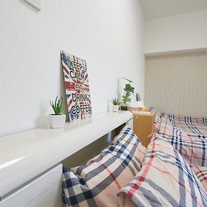 新宿市中心jr线新大久保三分钟紧邻韩国街免费wi-Fi