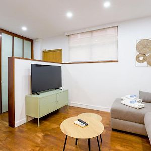 Appartement à 2 Chambres à Coucher