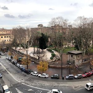 Large Apartment In Rome City Center