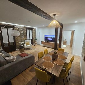 Brand New Port Relax With Ac By Santiago