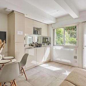 Residence Cosy Appartement Le Marais Place des Vosges (Sainte Anastase)